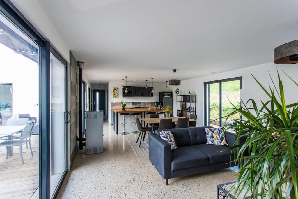 Villa Blanche, Contemporary, Cathars, Couiza, Carcassonne Exterior photo